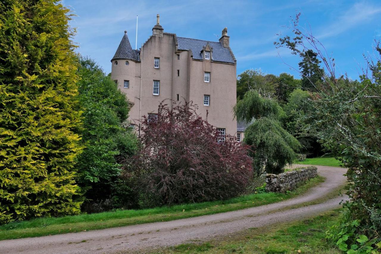 Lickleyhead Castle Villa Insch Bagian luar foto