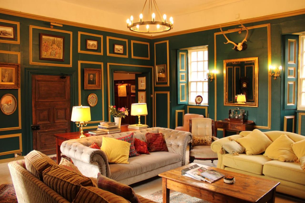 Lickleyhead Castle Villa Insch Bagian luar foto